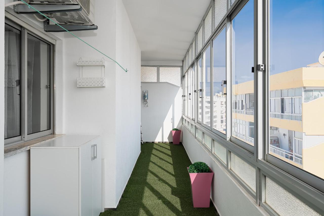 Tranquil View Apartment By Lovelystay Quarteira Kültér fotó